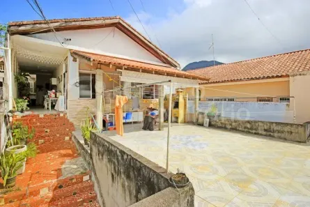 Casa com 2 Quartos à venda, 122m² no Centro, Peruíbe