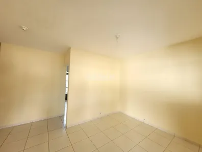 Casa com 3 Quartos à venda, 67m² no Jardim Oscavo Santos, Londrina