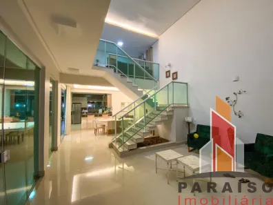 Casa com 4 Quartos à venda, 397m² no Jardim Karaíba, Uberlândia