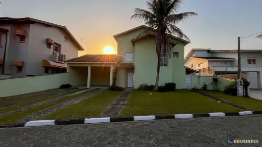 Casa de Condomínio com 3 Quartos à venda, 250m² no Centro, Bertioga