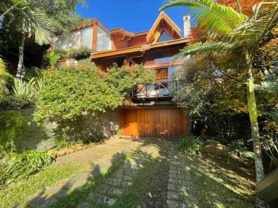 Casa com 3 Quartos à venda, 295m² no Floresta, Gramado