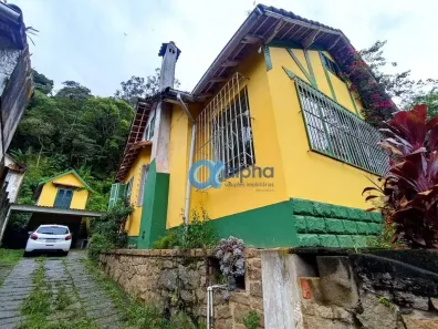 Casa com 6 Quartos à venda, 320m² no Centro, Petrópolis