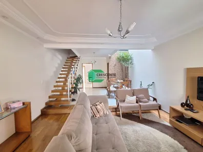 Sobrado com 3 Quartos à venda, 171m² no Vila Scarpelli, Santo André