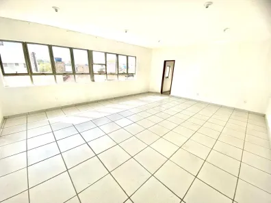 Ponto Comercial para alugar, 50m² no Centro, Betim