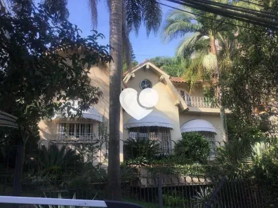 Lote/Terreno à venda, 660m² no Mont Serrat, Porto Alegre
