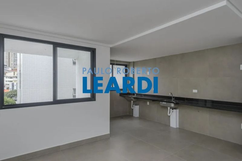 Apartamento com 3 quartos — Cidade Nova, Belo Horizonte