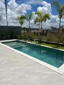 Casa de Condomínio com 4 Quartos à venda, 285m² no Gávea, Uberlândia