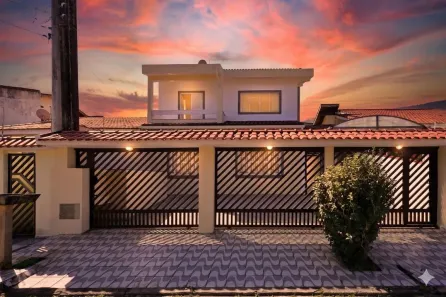 Casa com 4 Quartos à venda, 201m² no Balneario Tres Marias, Peruíbe