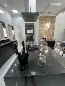 Casa com 3 Quartos à venda, 242m² no Jardim Espanha, Uberaba