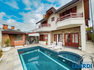 Casa de Condomínio com 4 Quartos à venda, 380m² no Alphaville, Santana de Parnaíba