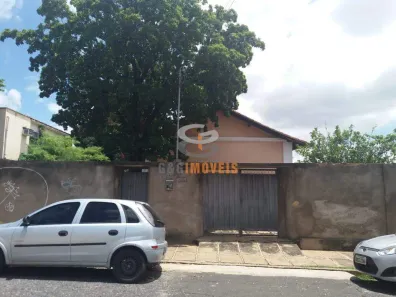 Imóvel Comercial com 5 Quartos à venda, 300m² no Centro, Teresina