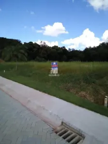 para alugar, 338m² no Bateas, Brusque