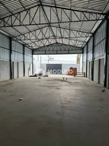 Galpão/Depósito/Armazém para alugar, 380m² no Marta Helena, Uberlândia