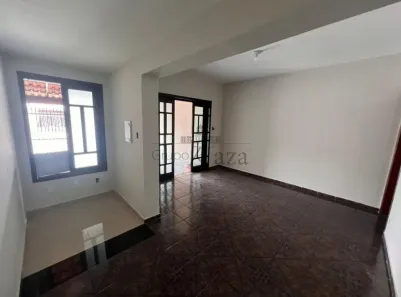 Casa com 3 Quartos à venda, 123m² no Jardim São José, Jacareí