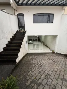Sobrado com 3 Quartos à venda, 241m² no Jardim Las Vegas, Santo André