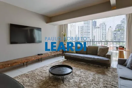 Apartamento com 2 Quartos para alugar, 1312m² no Pinheiros, São Paulo