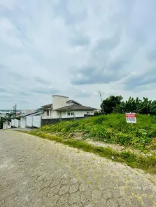 Lote/Terreno à venda, 500m² no Santo Antônio, Criciúma