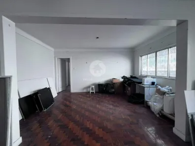 Sobrado com 4 Quartos à venda, 780m² no Boqueirão, Santos