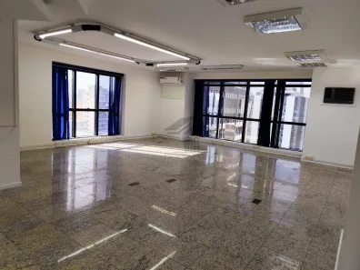 Sala Comercial à venda, 220m² no Centro, Curitiba