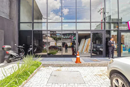 Ponto Comercial com 3 Quartos para alugar, 441m² no Chácara Gaivotas, São Paulo
