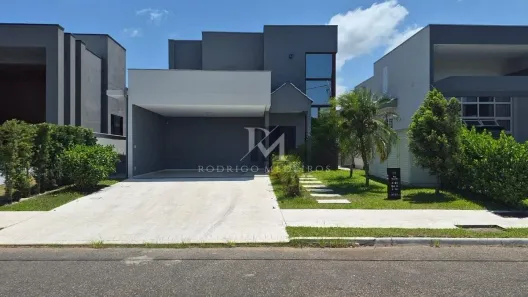 Casa de Condomínio com 3 Quartos à venda, 215m² no Santa Regina, Camboriú