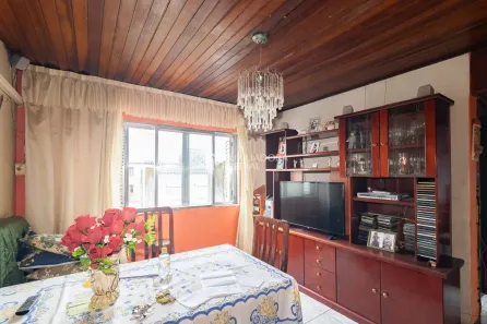 Apartamento com 2 Quartos para alugar, 45m² no Restinga, Porto Alegre