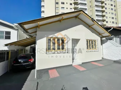 Casa com 3 Quartos para alugar, 101m² no Barreiros, São José