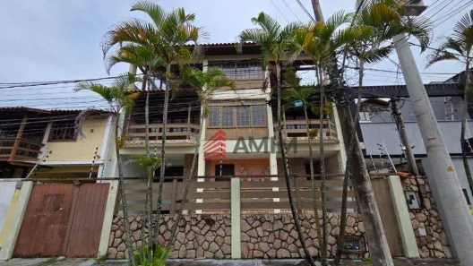 Casa com 4 Quartos à venda, 513m² no Piratininga, Niterói
