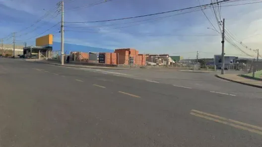 Lote/Terreno à venda, 1900m² no Jardim Santa Marta, Sorocaba