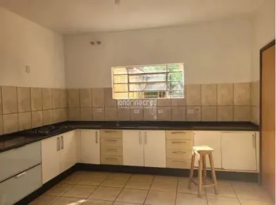 Casa com 3 Quartos à venda, 247m² no Centro, Arapongas