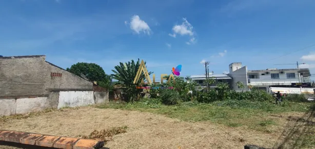 Lote/Terreno à venda, 595m² no Praia de Armação do Itapocorói, Penha
