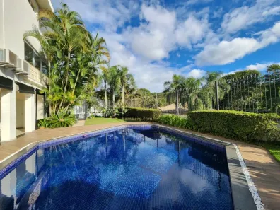 Casa com 3 Quartos para alugar, 630m² no Jardim Leonor, São Paulo