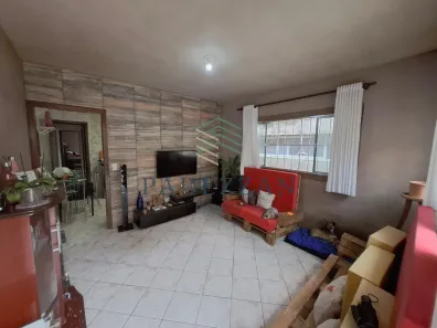 Sobrado com 4 Quartos à venda, 180m² no Jardim Nossa Senhora de Fátima, Embu das Artes