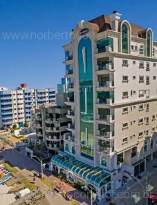 Apartamento com 3 Quartos à venda, 169m² no Meia Praia, Itapema