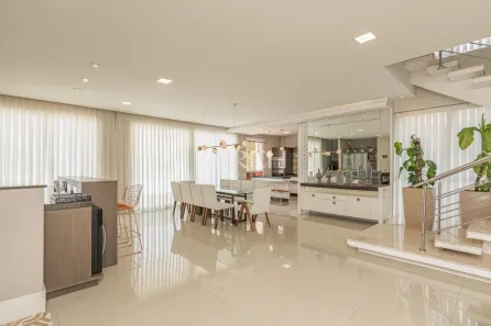 Casa com 4 Quartos à venda, 440m² no Bigorrilho, Curitiba