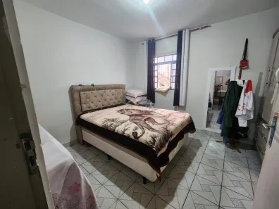 Casa com 6 Quartos à venda, 220m² no Vila Iguaçu, Várzea Paulista