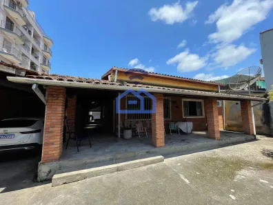 Casa com 3 Quartos à venda, 320m² no Sumaré, Caraguatatuba