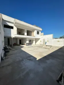 Casa com 3 Quartos à venda, 300m² no Lagoa, Macaé
