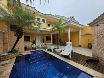 Casa de Condomínio com 3 Quartos à venda, 340m² no Pechincha, Rio de Janeiro