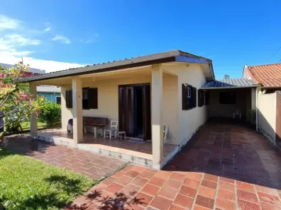Casa com 2 Quartos à venda, 176m² no Praia de Mariluz, Imbé