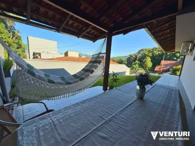 Casa com 3 Quartos à venda, 197m² no Vila Nova, Blumenau
