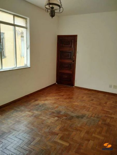 Apartamento com 3 quartos — Santo Antônio, Belo Horizonte