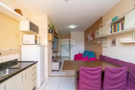 Casa de Condomínio com 2 Quartos à venda, 44m² no Oriço, Gravataí