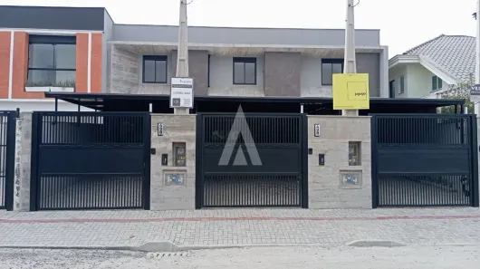 Casa com 3 Quartos à venda, 105m² no Glória, Joinville