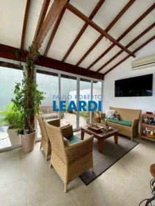 Fazenda/Sítio com 5 Quartos à venda, 833m² no Chácaras São Bento, Valinhos