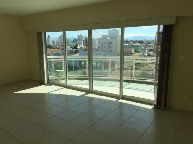 Apartamento com 2 Quartos à venda, 90m² no Cavaleiros, Macaé