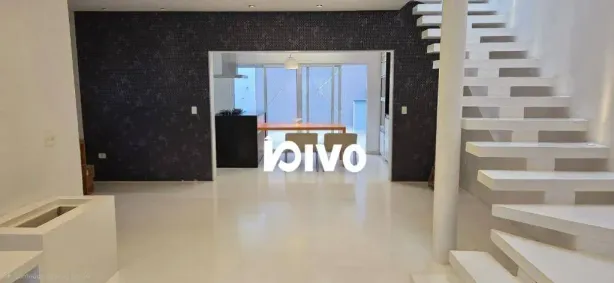 Sobrado com 3 Quartos para alugar, 237m² no Mirandópolis, São Paulo