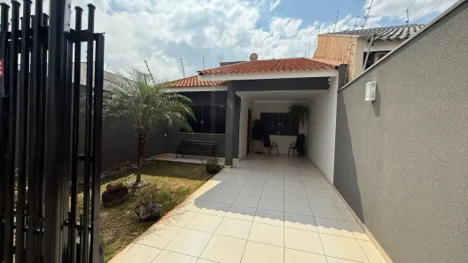 Casa com 3 Quartos à venda, 105m² no Jardim Paulista III, Maringá
