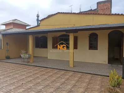 Casa com 3 Quartos à venda, 300m² no Monte Castelo, Contagem