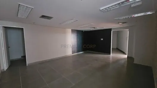 Ponto Comercial para alugar, 252m² no Vila Olímpia, São Paulo